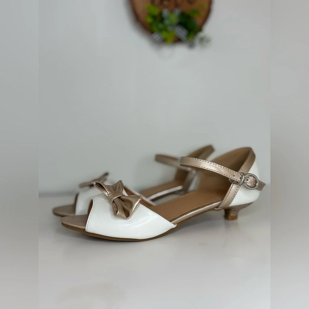 Elegant White and Gold Bow Heels